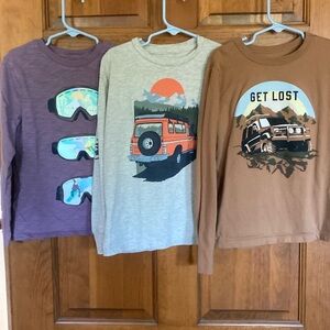 Gap long sleeve shirts. Size S